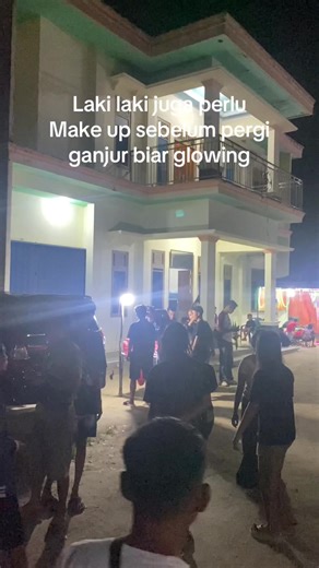 Perawatan Sisi Jalan yang Glowing