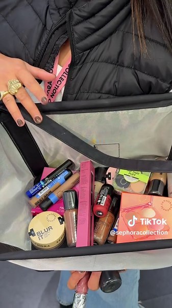 Sephora Collection: Fans and Fun Moments