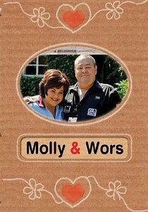 Molly & Wors - watch tv series streaming online