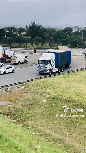 Superlink Trucks: The Largest Trucking Solution