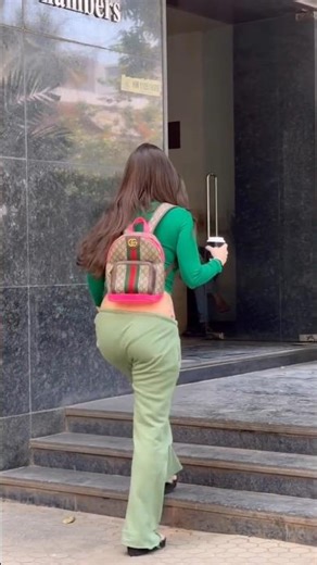 The Perfect "On-The-Go" Everyday Glam Look! ✨ | Travel & Style ‪@pinkshirtgirl‬ ‪@cristiano‬