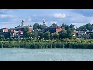 Beautiful Exeter, NH. Walking tour with yours truly. So much history in one place!