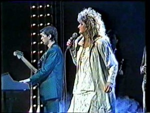Bonnie Tyler & Mike Oldfield - Islands (Live Vocal)