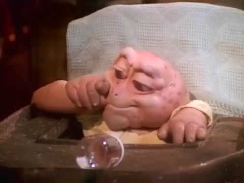 Dinosaurios-No la mamá/El nene consentido, Bebé sinclair👶