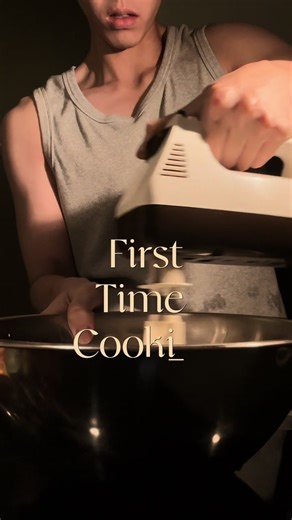 วิดีโอของ KEN_Lim (@ken_lim8) พร้อมเพลง Jazz Lounge Flow - Ausku Studio