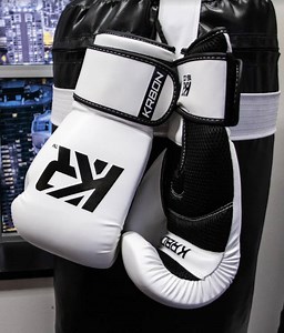 How to Break In a Punching Bag & Avoid Injury