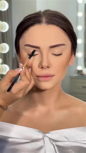 4EVER SEXY BEAUTY on Instagram: "She’s unstoppable. She loves herself. She embraces every curve, every dream, and every challenge. 4EVER SEXY BEAUTY is not just makeup—it’s a reminder that you are powerful, radiant, and unstoppable #4eversexybeauty #selflove #fypシ゚viralシfypシ゚viralシalシ #woman #unstoppablewoman"