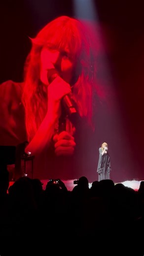Florence The Machine: Everybody Scream Tour in Belfast
