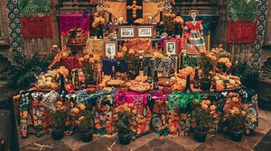 What Exactly Are Ofrendas, and How Are They Related to Día de Los Muertos?