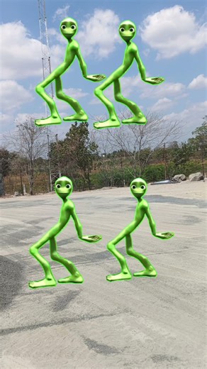 alien dance dame tu cosita 🤣🤯#alina #funny #funnyshorts #ytshorts #vfxshorts #shorts #youtubeshorts
