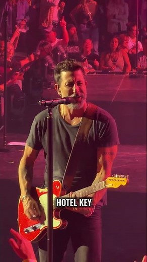 Old Dominion - Hotel Key - Everett, Washington - LIVE at Angel of the Winds Arena