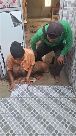 teaching beginners how to install ceramics.