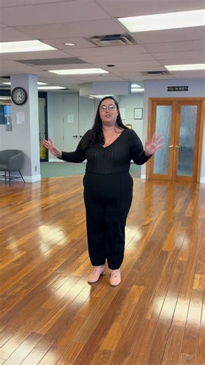 Arthur Murray Hamilton on Instagram: "Foxtrot Technique!! Brushing is an important part of foxtrot as it allows you to balance and move into your next step instead of falling into your next step! #learntodance #datenight #latindance #ballroom #arthurmurray"