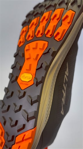 Altra Lone Peak 9 👀 A world-renowned trail legend, the Altra Lone Peak 9 is freshly updated for your “any trail, any day” enjoyment. It’s MaxTrac rubber outsole has been updated for even greater stickiness and durability to tackle any terrain surface. Link in bio 👆📱 @altrarunning @altrarunning_europe #run #altra #lonepeak #9 # #runningmotivation #trailrunner #trailrunninglife #trail #newshoes | Running Warehouse Europe