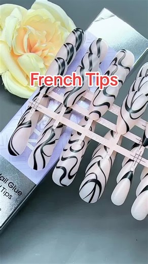 Chic and edgy! Black-edge French tips for a bold, elegant look. Effortless application, flawless finish. 💅✨ #FrenchNails #BlackEdgeTips #NailArt #NailGoals#gellen @Gellenlover