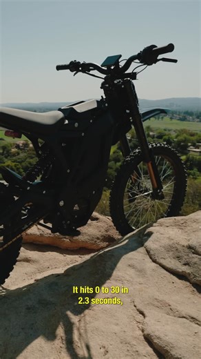 E Ride Pro | The Pro-SS 2.0 is your first taste of silent power and it hits hard ⚡️ #ERideProSS2.0 #ERidePro #RideLikeAPro ㅤ Created by @02Projects | Instagram