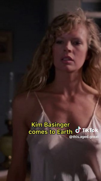 Dr. Alien - Full Episode On Patreon #thisagedgreat #disclosureday #mystepmotherisanalien #kimbasinger #danaykroyd