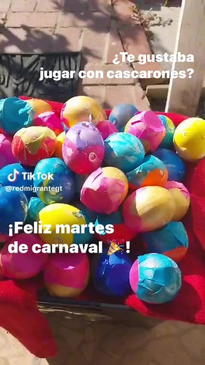 ¡Feliz martes de carnaval 🥳! #cascarones #carnaval #Guatemala | La Voz del Inmigrante