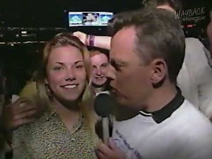 (May 20, 1993) Cheers Finale LIVE at Skydome in Toronto