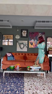 Clean with me ✨ The convenience of cleaning just got #EasierAndBetter with Roidmi PH X30 VX! This cordless vacuum cleaner mop set with self-cleaning features is everything I need to make #LauHaus dirt-free and tidy! I make my daily cleaning extra fun with some dance-y music for more GV. I literally use this in every room and surface cause it's everything I need to keep my place spotless. - Get your own #RoidmiX30VX at their pop up store in SM North EDSA. You can also look at their other cleaning