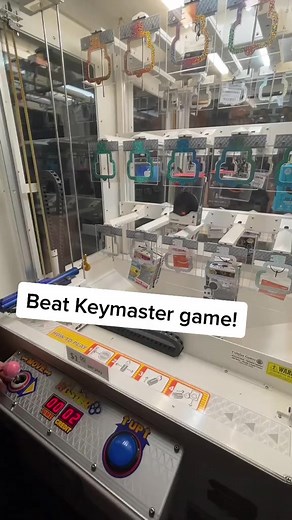 40K views · 1K reactions | I won on keymaster again! #arcade #arcadegames #arcadewins #gaming #keymaster #winning #clawcrazy #clawcraziness #onlinearcade #reelsfbviral | ClawCrazy | Facebook