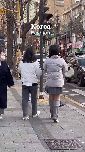 Korean Winter Fashion: Stylish Outfits for the Cold Season