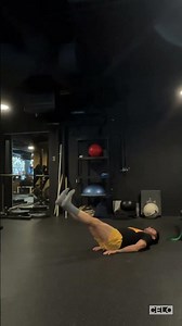 CElO core strength - Supine leg extension raises