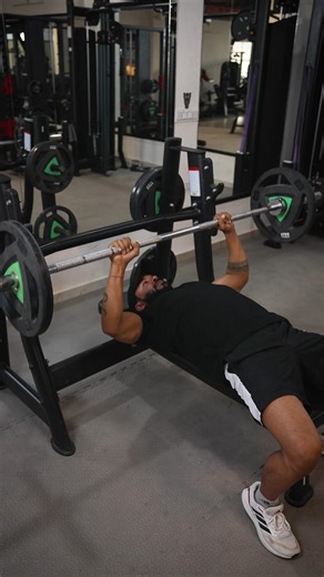 Fix Your Bench Press in Under 15 Seconds!