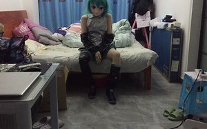 【kigurumi】miku（解领带、脱靴、上床、抱诺瓦露）