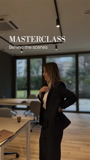 Moments from our masterclass🤍 Access the replay for a limited time, link in our bio @moodatelierofficial #fashion #learnstyle #stylist