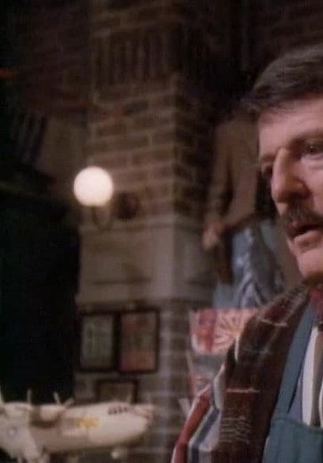 Eerie, Indiana S01:E15 - Mr. Chaney