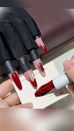 Drawing French curves quickly, neatly, and beautifully #nailart