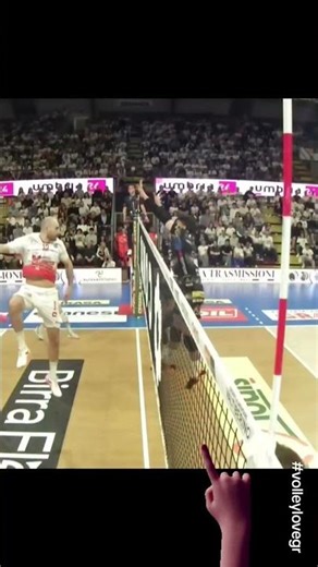 ❌️ Sole is the boss over the net! #monsterblock #perugia #sole #pallavolo #volleylovegr