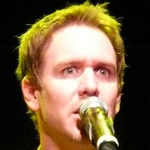 Stephen Lynch Wife 2026: Dating History & Exes - CelebsCouples