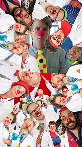 Medical clowns are trained professional performers who work in tandem with medical staff at hospitals. They aim to prove that laughter is the best medicine, as they continue to become more common at medical facilities across the world. In Georgia, at Piedmont Columbus Regional Hospital, clowns employed by Laughter League spread joy each week to young patients. AJC’s Fraser Jones followed these humorous healers for a day to learn why we all need laughter and find a few new ways to spread it. 🎥: 