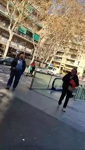 Robo a una anciana en el metro de Barcelona | BCN Metrópoli Abierta