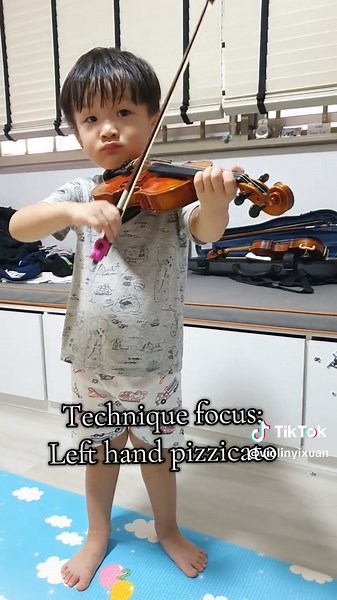 Mastering Left Hand Pizzicato Techniques for Beginners