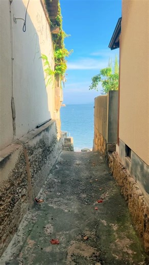 広島の美しい海の見える街、鞆の浦を探索