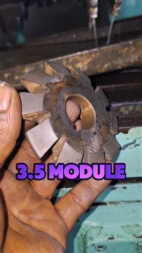model cutter cutting gear. module cutter sprocket gear cutting. #gear #spoket #progrip #gleason