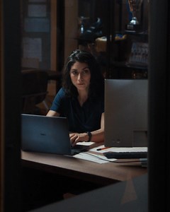 Ready to outsmart the competition? Make game-time decisions through the power of Dell AI with Intel Inside. ⚡ #IntelAcceleratedAI #IntelCoreUltraProcessor | Dell Technologies