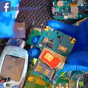 How to get gold from your old mobile phone that has been trashed. There's Gold in Your Phone! 👉👉❤️😘 I hope you like our video. Please like and share the video to your friends. Thank you very much. easy way Sell your phone for cash: Tips to maximize your profit. #GoldinYourPhone #GoldPhone #mobilephone #phone #goldfrommobilephone | Archimedes Channel