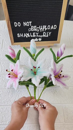 DIY Fuzzy Wire Lily Tutorial