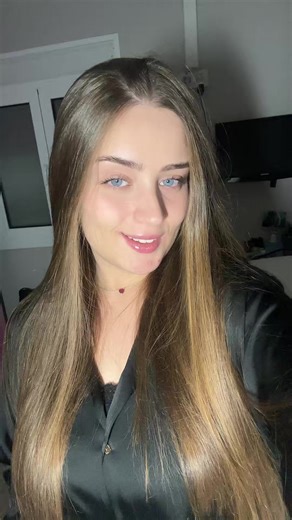 Videos de Paula Ramírez (@paularamireze_) con “El Teléfono - Héctor