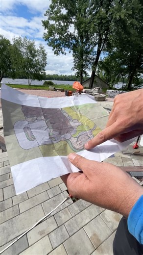 8.7K views · 2.5K reactions | Design n Build… ⚒️ The first designer I ever worked for, taught me a ton of what I incorporate today! He always referred to the phrase “curves are sexy”. What he meant by that was all of the precast materials that we build with are squares, rectangles and boxes. In order to soften things up, we should design with curves and radius’s! #hardscapelife #hardscapeartist @hardscapementor | Preston Hardscape Design | Facebook