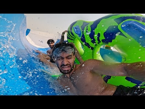 Om Ko Nahi Bacha Paya Water Park Mein ?😭 Sabse Badi Water Slide Se Neeche Gir Gaye