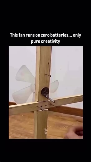 Explaining Matrix on Instagram: "This fan doesn’t need batteries-just pure creativity. Instead of electricity, it uses simple mechanical design to get the blades spinning. Made from lightweight materials, it can run with a pull string, a hand crank, or even the airflow around it. Some versions use smart mechanisms like gears or rubber bands to store and release energy, proving that comfort doesn’t always rely on modern tech. It’s an eco-friendly, innovative reminder that smart design can replace