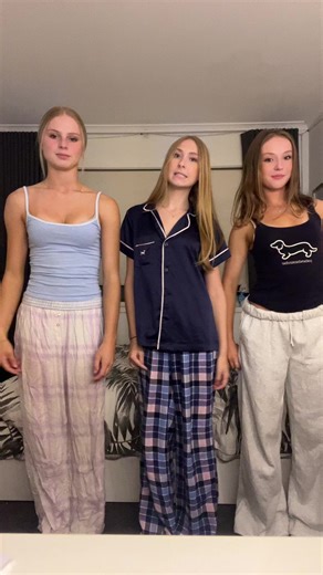 Tweedledee and Tweedledum: Fun Dress Up Ideas