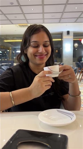 Yuhi chala chal rahi #shorts #ytshorts #reels #shortsfeed #viral