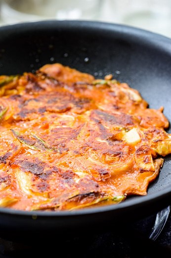 Kimchi Pancake Recipe (Kimchijeon) - Easy | Korean Bapsang