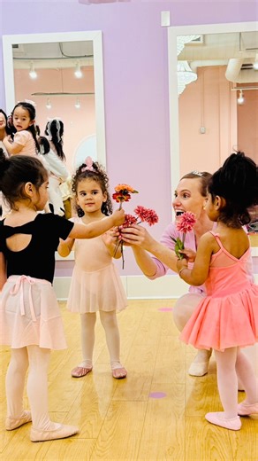 Spring into dance at Tutu School!🩰 Is your little one ready to twirl, leap, and discover the magic of movement? Tutu School's Spring classes are open for tiny dancers ages 6 months to 8 years! From the sweetest baby movers to confident pre-schoolers, every child finds their rhythm in a nurturing dance family. Watch their faces light up as they learn grace, coordination, and pure joy through dance. Not sure if your little star is ready? No worries! Come try a FREE trial class and see if Tutu Sch